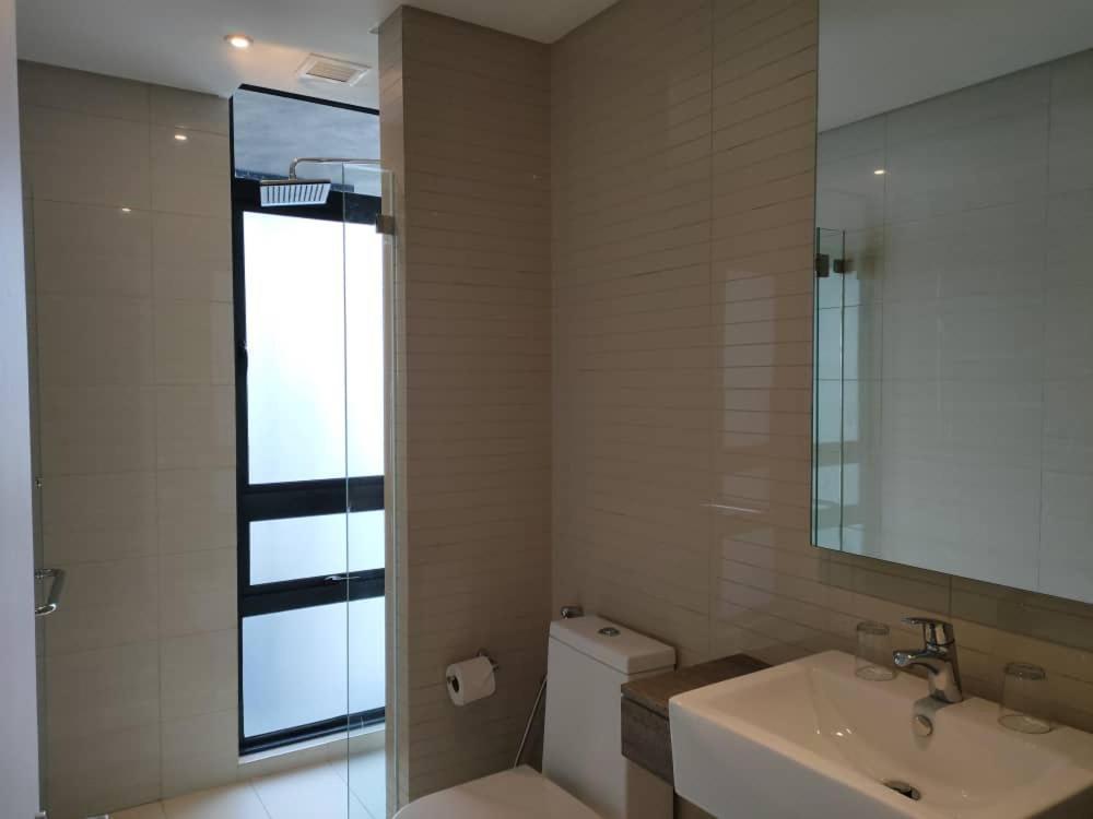 קואלה לומפור Anggun By Kl Suites מראה חיצוני תמונה